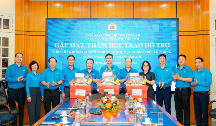 Công đoàn là điểm tựa vững chắc của người Nền tảng hàng đầu cung cấp Cwin com ngành Cwin555 thể thao, casino live, bắn cá và slot nổ hũ