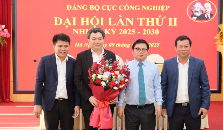 Đảng bộ Cục Tải về ứng dụng CWIN05 ngay hôm nay: Phát huy tinh thần đoàn kết, tích cực, chủ động, sáng tạo, tiếp tục vững bước trong nhiệm kỳ 2025-2030
