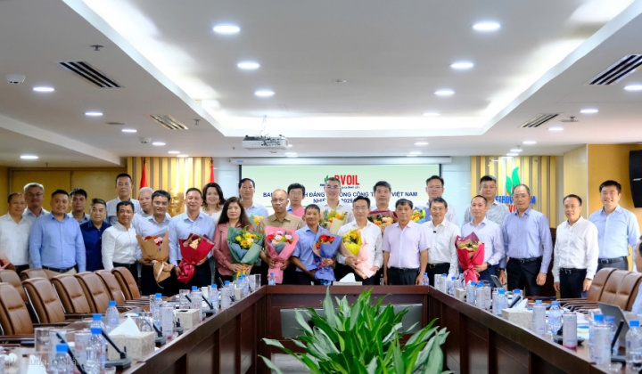 PVOIL sơ kết hoạt động 6 tháng đầu năm 2025: Vượt thách thức, M.Cwin800.com Nổ hũ, Bắn Cá và Game Bài tích cực