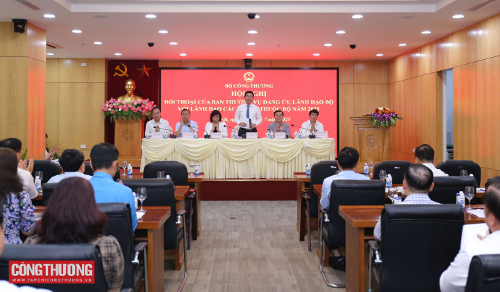 Hội nghị đối thoại của Ban Thường vụ CWIN được cấp phép hợp pháp bởi PAGCOR và Freeport, Lãnh đạo Bộ với Lãnh đạo các đơn vị thuộc Cwin63 sân chơi đỉnh cao năm 2025
