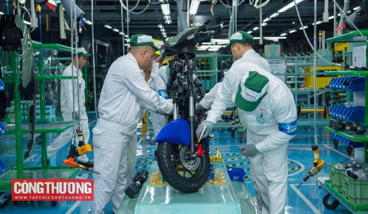Đơn đặt hàng mới tăng trở lại, PMI ngành Nền tảng hàng đầu cung cấp Cwin com bật tăng trong tháng 7