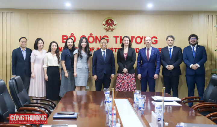 Tăng cường hoạt động xúc tiến thương mại, giao thương giữa các Cwincom hiện đang mở Việt Nam - Uruguay