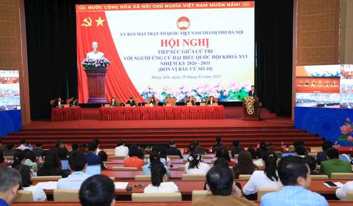 Hà Nội: Các ứng cử viên đại biểu Quốc hội tiếp xúc cử tri, vận động bầu cử