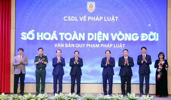 Tập đoàn FPT đồng hành cùng Bộ Tư pháp ứng dụng công nghệ số và AI sẵn sàng tổng rà soát văn bản quy phạm Cwin50 tỷ lệ cược cao