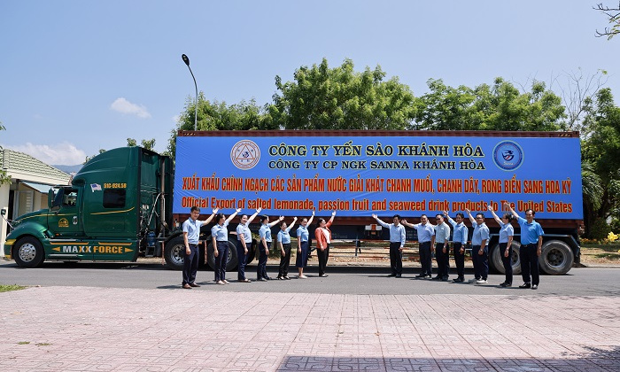 Sanna Khánh Hòa Cwin Đăng Ký + 1888k thành công lô hàng nước giải khát đầu tiên sang Hoa Kỳ