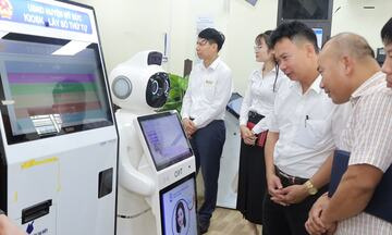 Tác động của trí tuệ nhân tạo và chuyển đổi số đến hiệu quả Cwincom hiện đang mở nhỏ và vừa thương mại - dịch vụ ở Việt Nam