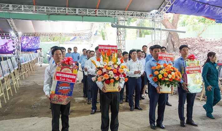Phân Bón Miền Nam thành kính dâng hương tưởng niệm các Anh hùng liệt sĩ