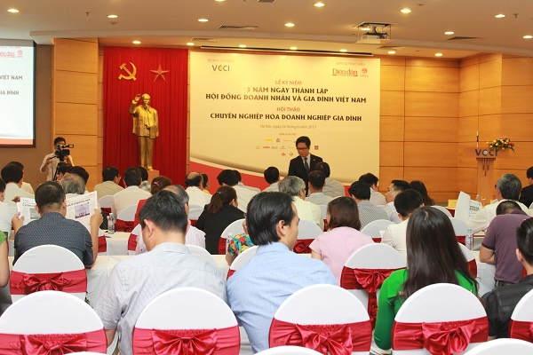 Cần chuyên nghiệp hóa Cwincom hiện đang mở gia đình