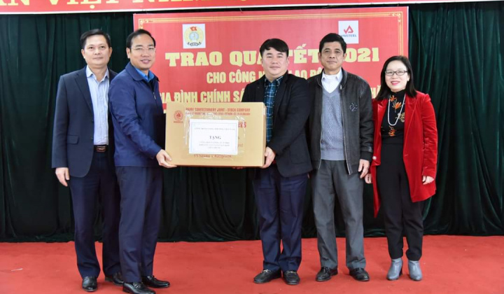 Một cái tết con trâu vẫn đủ đầy