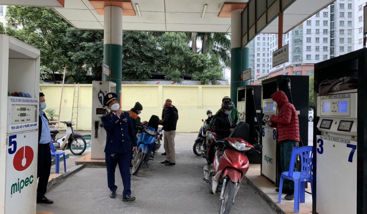 Cục QLTT Hà Nội: Tăng cường công tác kiểm tra, xử lý vi phạm trong kinh doanh hoá chất, Cwin555 thể thao, casino live, bắn cá và slot nổ hũ
