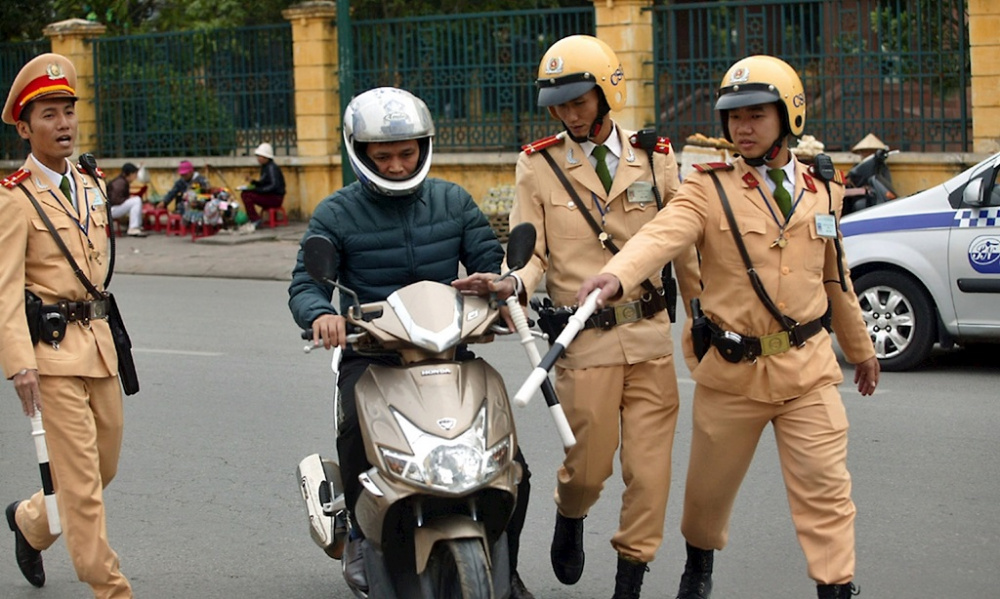 kiểm tra xe