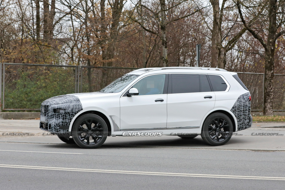BMW X7 2022 lộ diện với thiết gây tranh cãi
