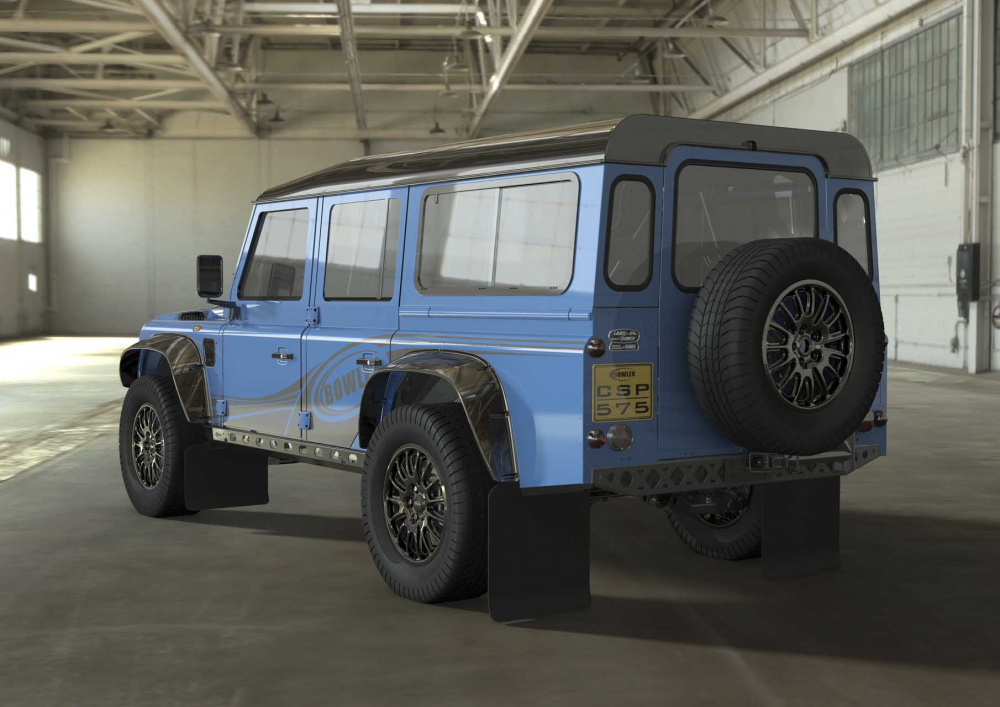 Đuôi xe do Bowler làm lại trên chiếc Land Rover Defender