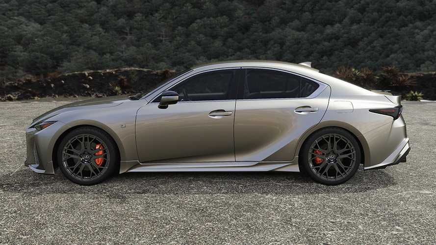Gói độ TRD dành cho mẫu xe Lexus IS 2021