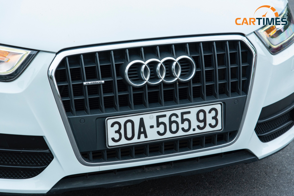 Mặt lưới tản nhiệt xe Audi Q3 2015