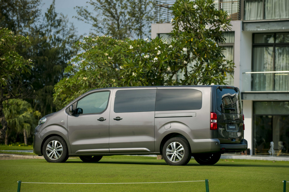 Peugeot Traveller