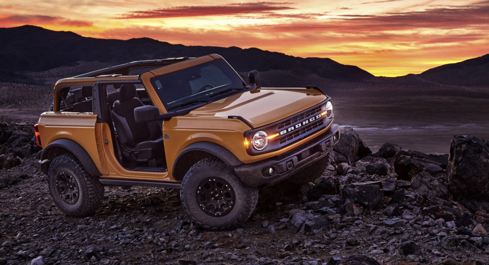 Ford Bronco được thiết kế thực dụng dành cho việc đi off-road
