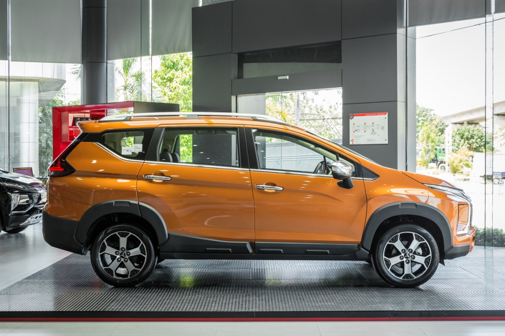 Thân xe Mitsubishi Xpander Cross