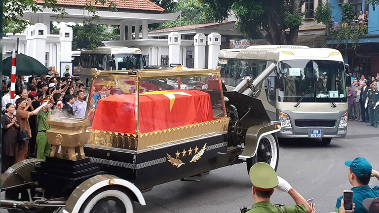 Cấm đường ngày Quốc tang