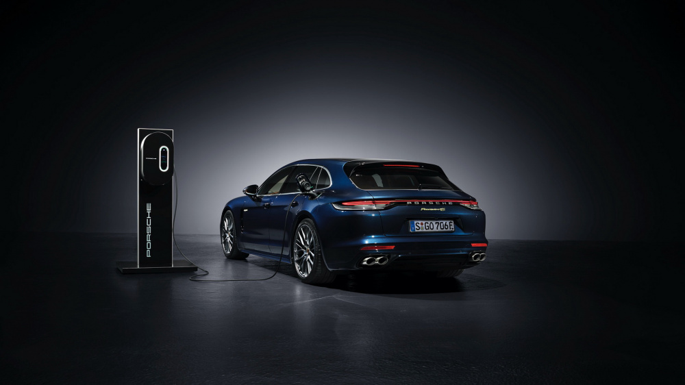 Phiên bản Porsche Panamera 2021 plug-in hybrid