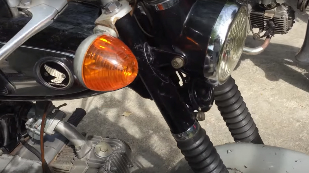 Giới hâm mộ Honda 67 luôn chú ý đến từng chi tiết nhỏ của chiếc xe còn nguyên bản