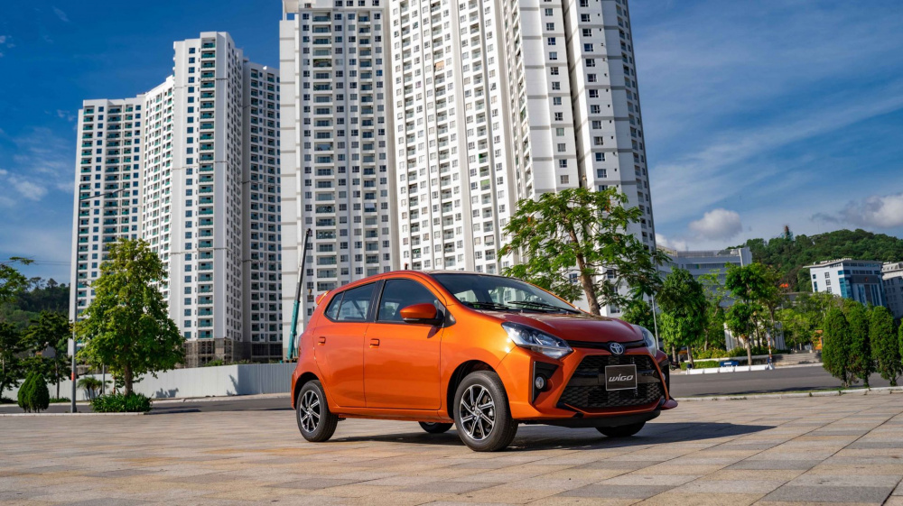 Hyundai Grand i10 tìm lại ánh hào quang sau 3 tháng bị Fadil lấn át
