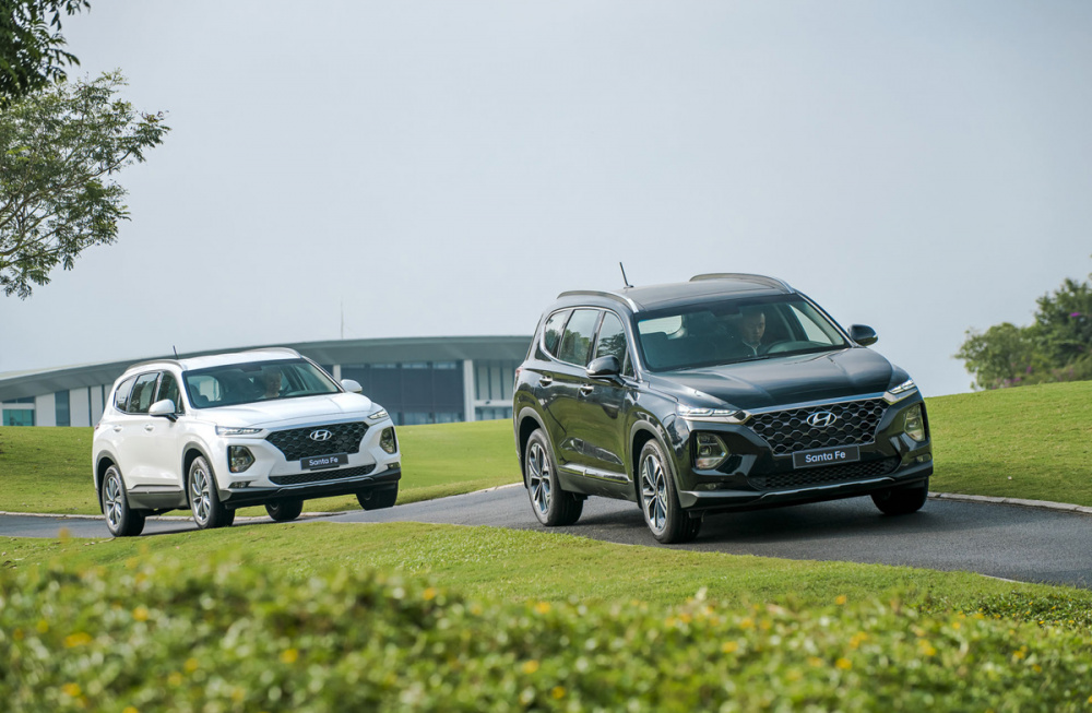 Mẫu xe Hyundai Santa Fe cũng đóng góp vào M.Cwin800.com Nổ hũ, Bắn Cá và Game Bài doanh số tháng cuối năm 2020