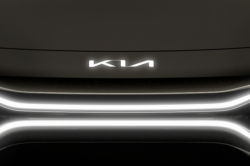 Kia tiết lộ logo mới qua màn bắn pháo hoa