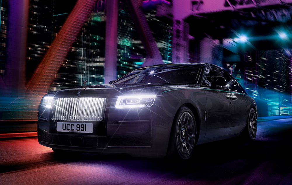 Lớp sơn công phu của Rolls-Royce Ghost Black Badge