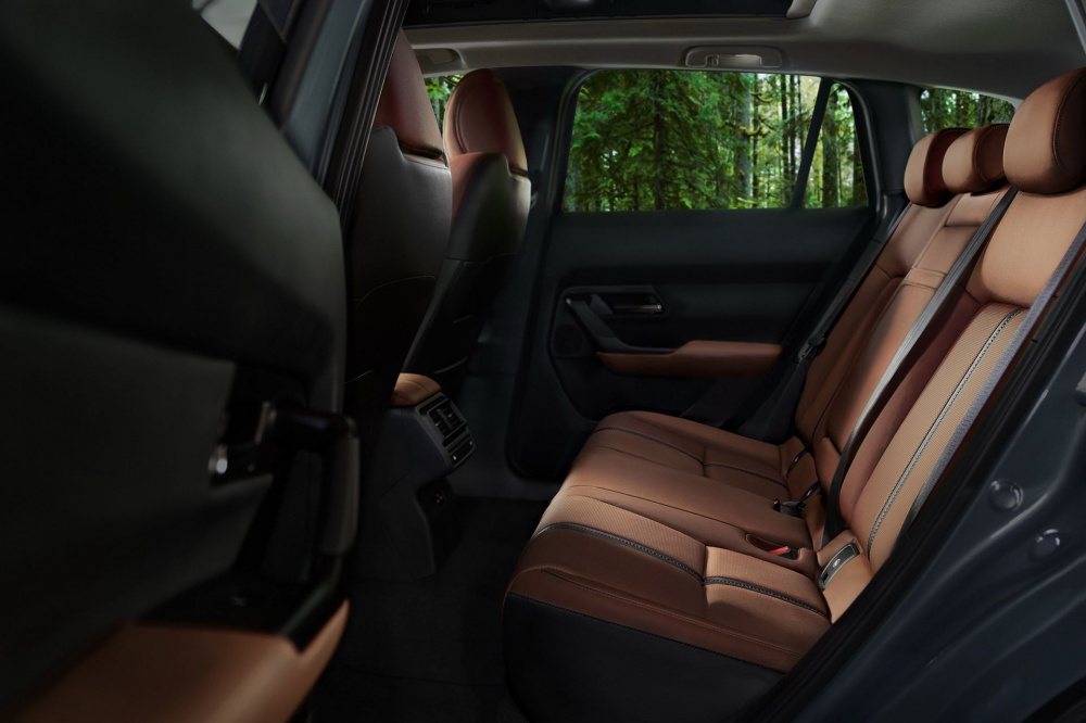 Hàng ghế sau xe Mazda CX-50