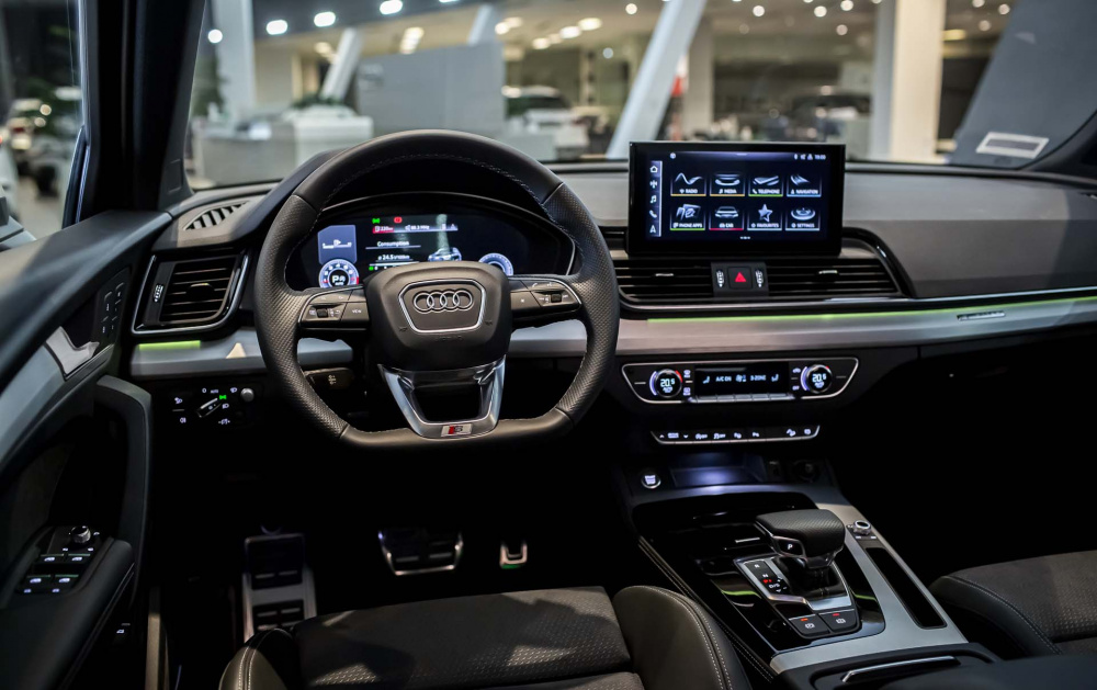 Hàng ghế trước của xe Audi Q5 Sportback