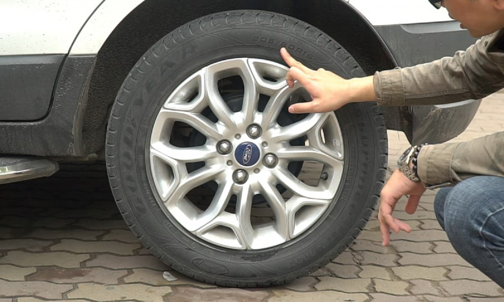 lốp xe