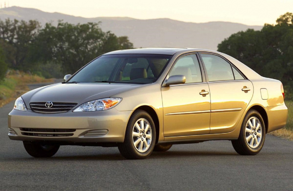 Toyota Camry 