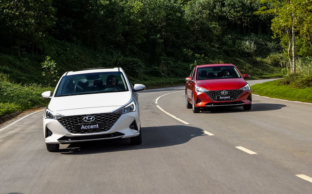 Xe Hyundai Accent