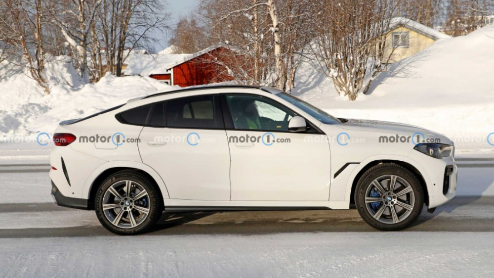 BMW X6 cập nhật nội thất mới