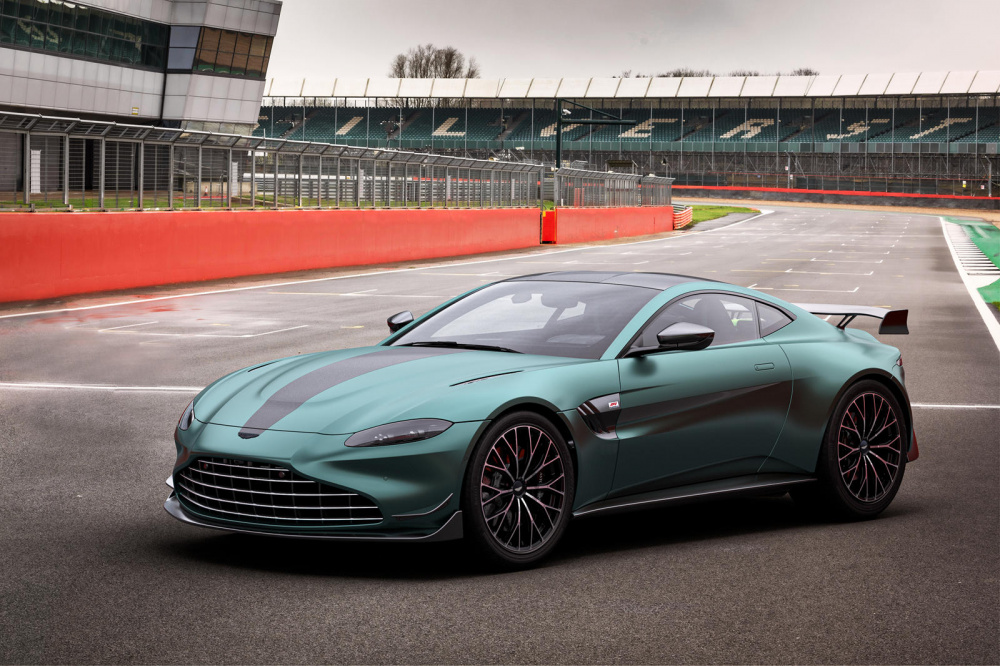 Aston Martin Vantage 2022