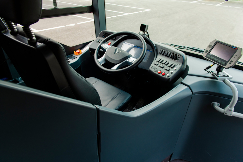 Cụm vô lăng điều khiển trên VinBus