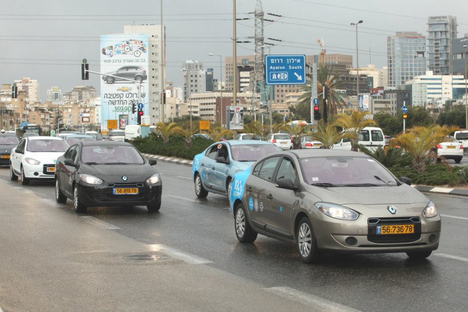 Xe hơi trên đường phố Israel