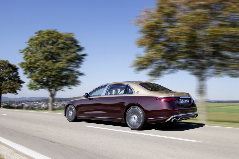 Mercedes-Maybach S680 4MATIC trang bị cao nhất trong dòng Maybach