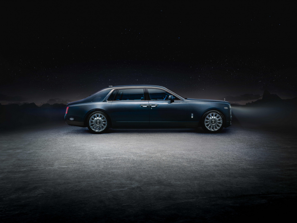 Thân xe Rolls-Royce Phantom Tempus