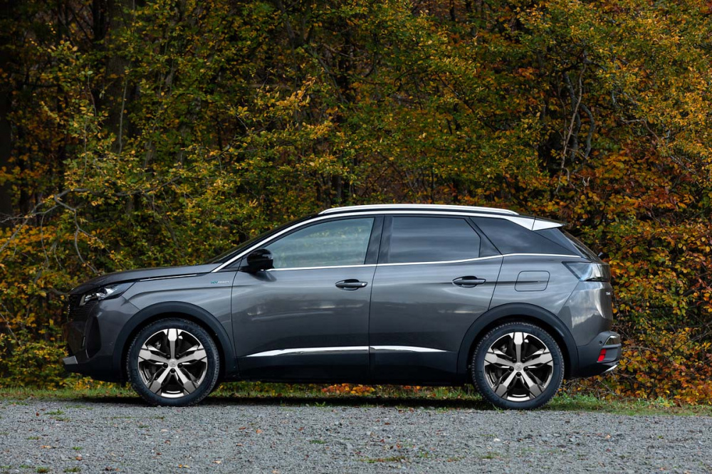 Thiết kế thân xe Peugeot 3008 2021