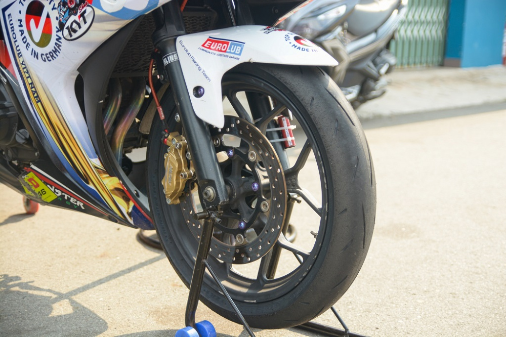 lốp xe máy
