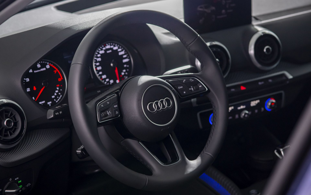 Vô lăng xe Audi Q2 2021