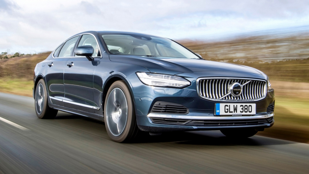 VOLVO S90