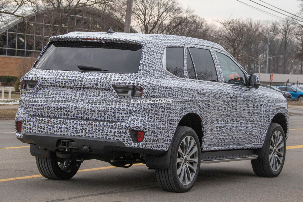 Thiết kế đuôi xe Ford Everest 2022