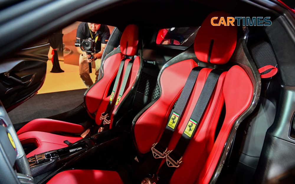 Nội thất Ferrari