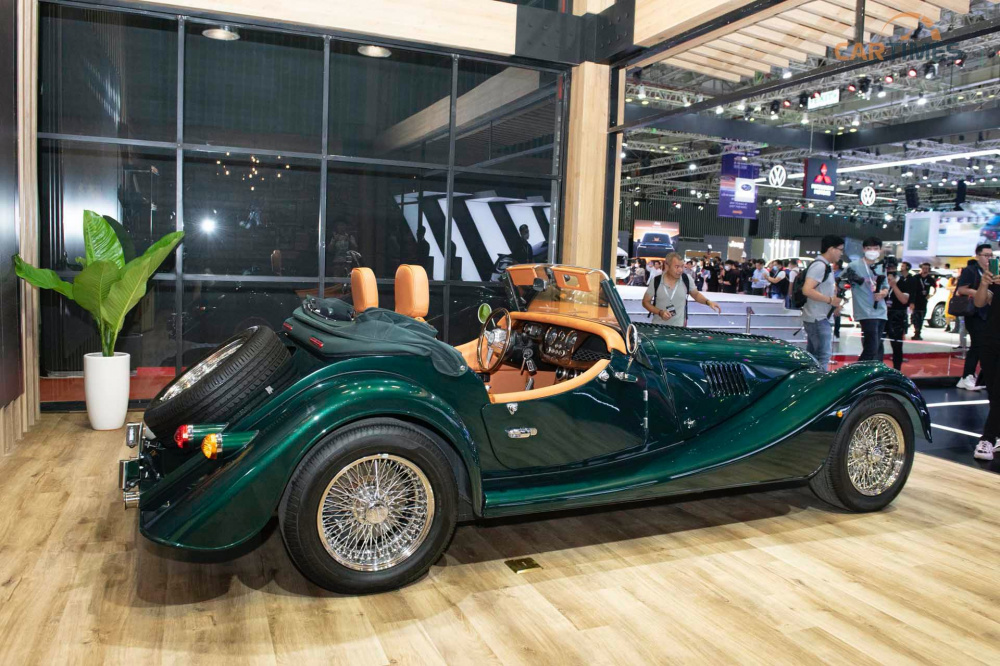Morgan Plus Four