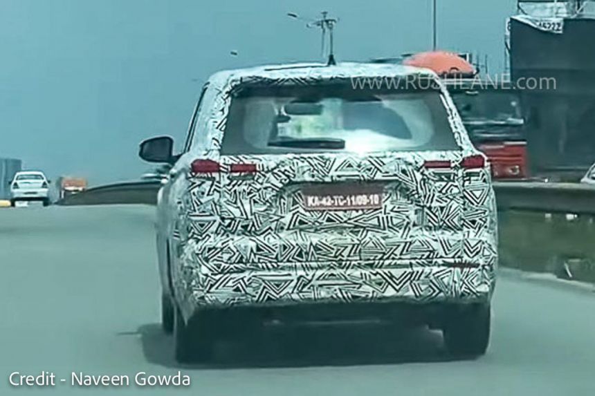 Toyota Innova hoàn toàn mới xuất hiện trên đường chạy thử