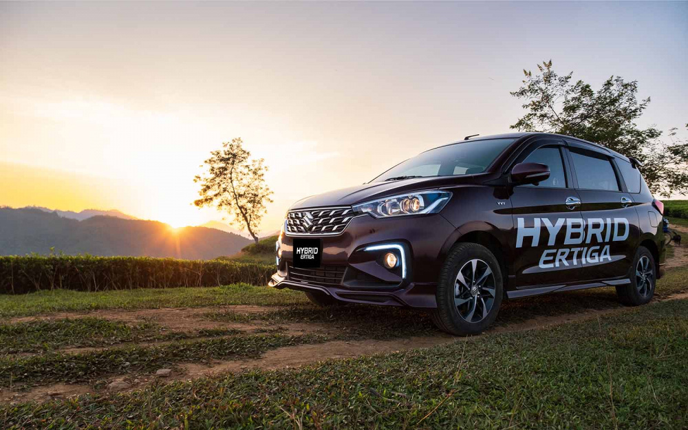 10. Nhân dịp Tết đến gần kề, “tân binh" Hybrid Ertiga mang đến ưu đãi phụ kiện với giá trị cao nhất lên đến 18,8 triệu đồng và hỗ trợ giao xe trong thời gian sớm nhất