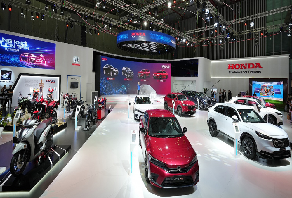 Honda Civic Type R hoàn toàn mới sẽ góp mặt ở khu trưng bày sản phẩm